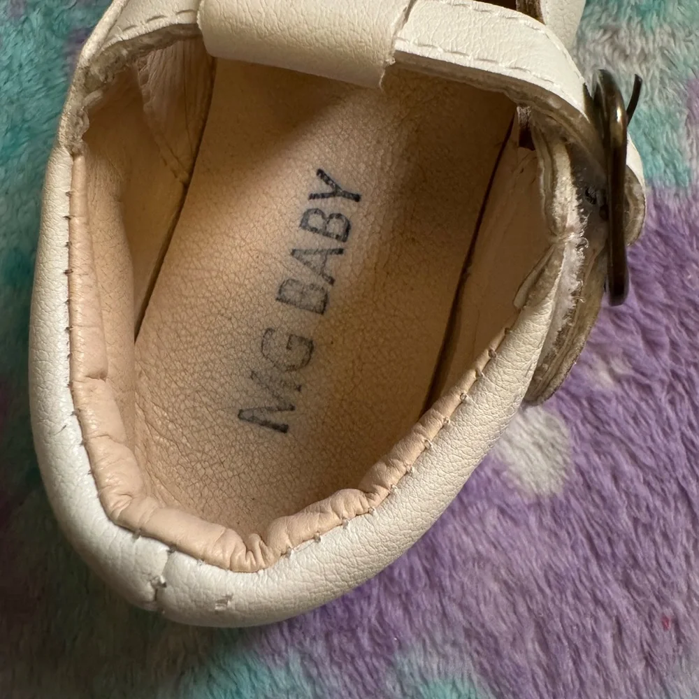 MG BABY Adorable Cream Baby Walker Shoes size 22